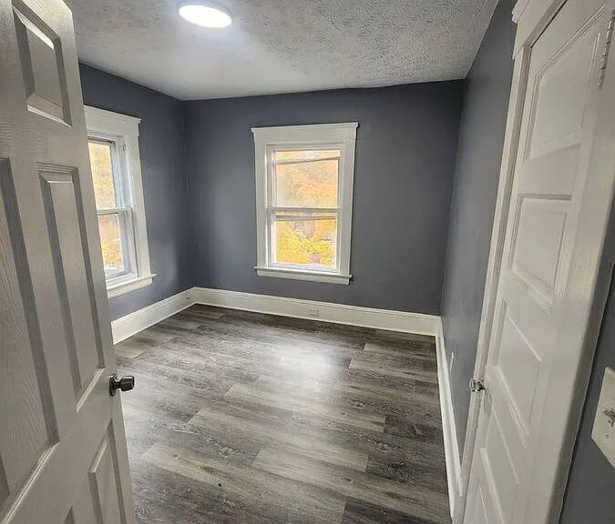 10615 Tacoma Ave — Photo 30