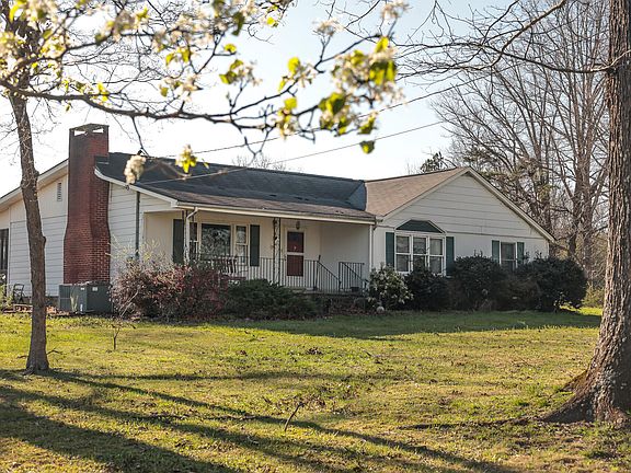 5th image of 12733 Jones Gap Rd