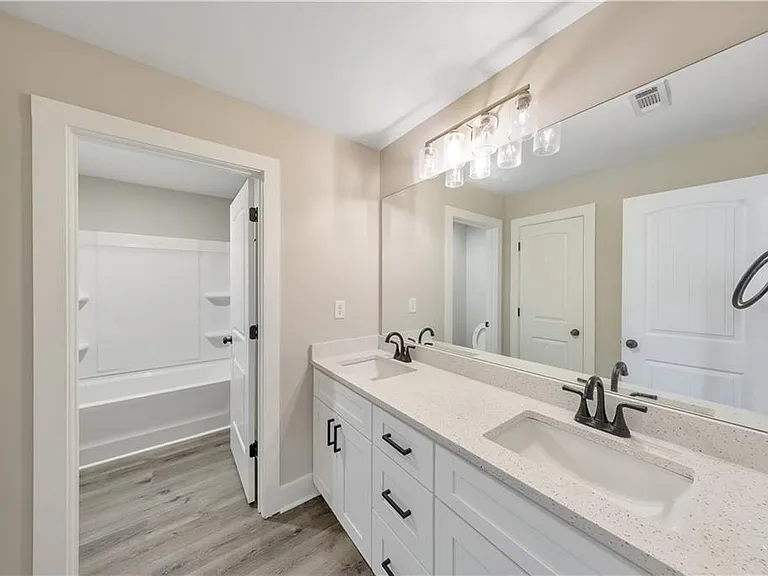336 Nobleman Way — Photo 23