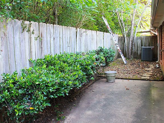 3rd image of 38 Austin Hollow Cir