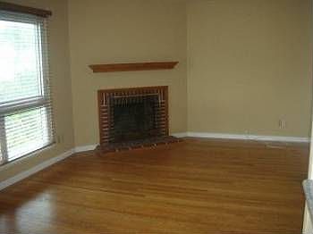 4th image of 58 Wakefield Ave