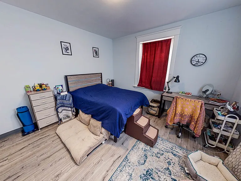 245 Whitney Ave #2L — Photo 11