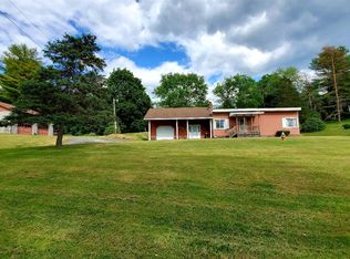 968 Deans Mill Rd, Ravena, NY 12143