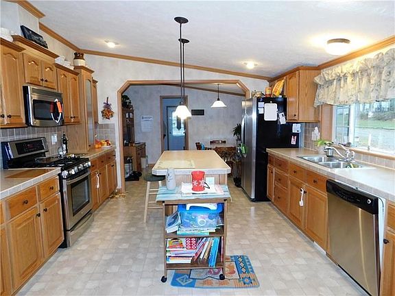 4th image of 410 Pinella Drive Ext