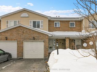 66 Hummingbird Cres, Ottawa, ON K2J 3A3