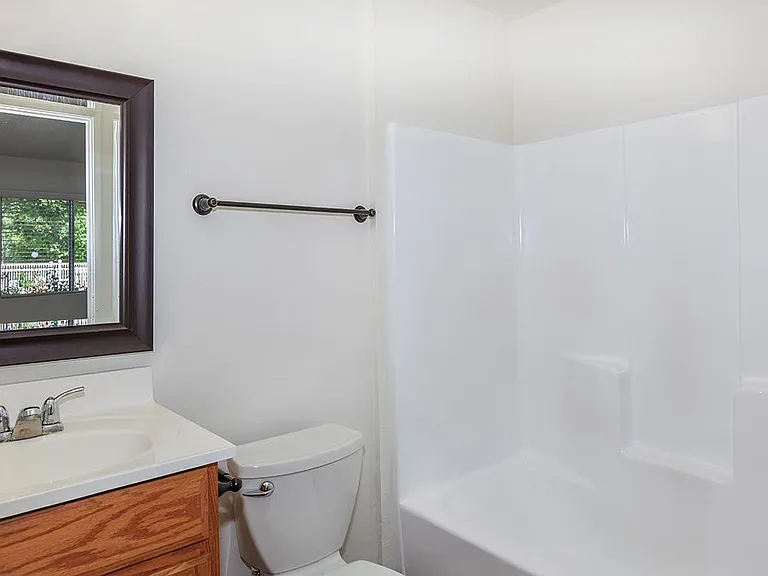 Peppertree Apartments — Photo 76