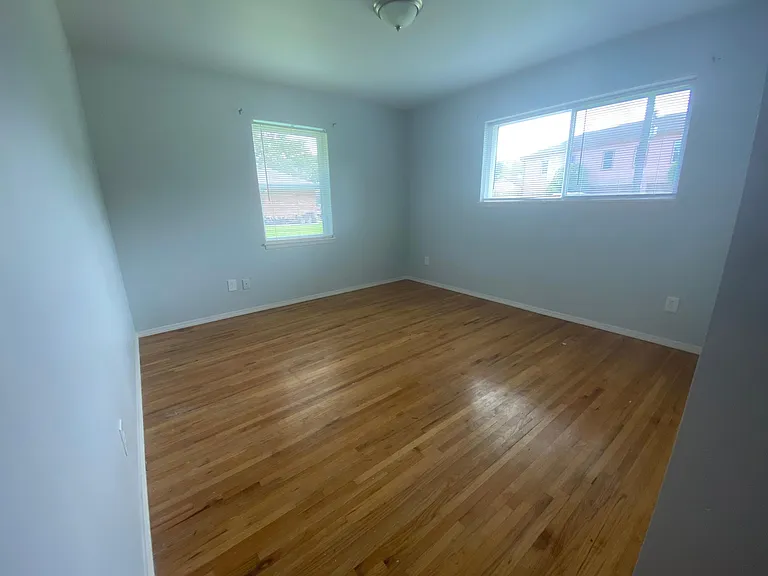 1610 Periwinkle St — Photo 12