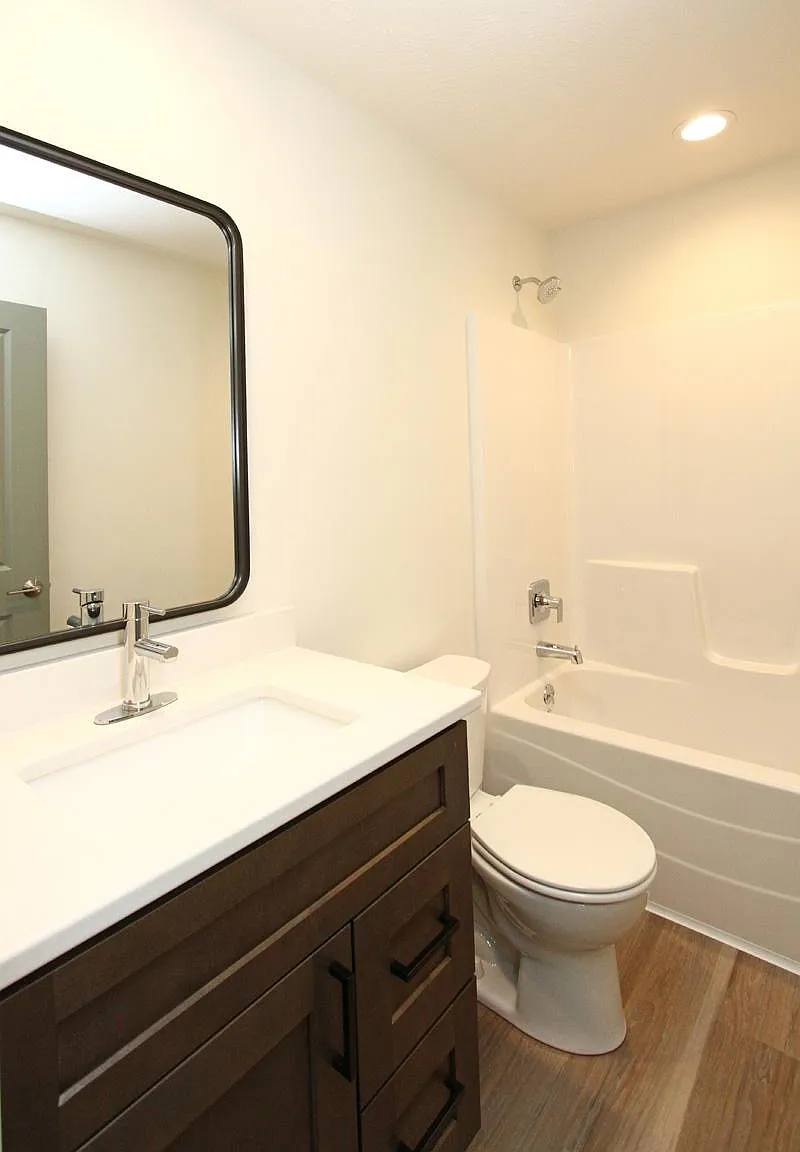 5 bed, 2680 sqft, $3,500 — Photo 4