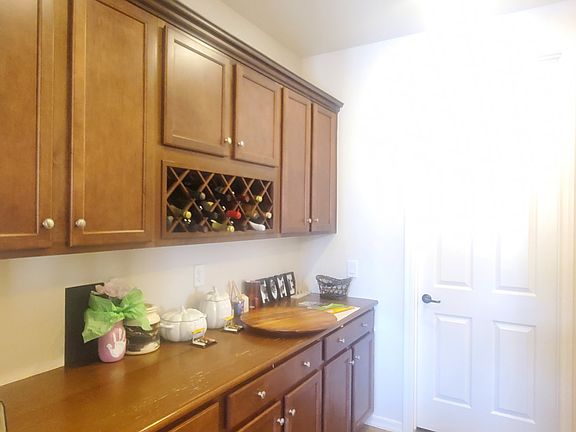 5th image of 702 W San Carlos Way