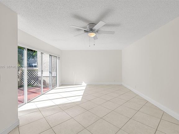 5th image of 11163 Chandler Dr #0