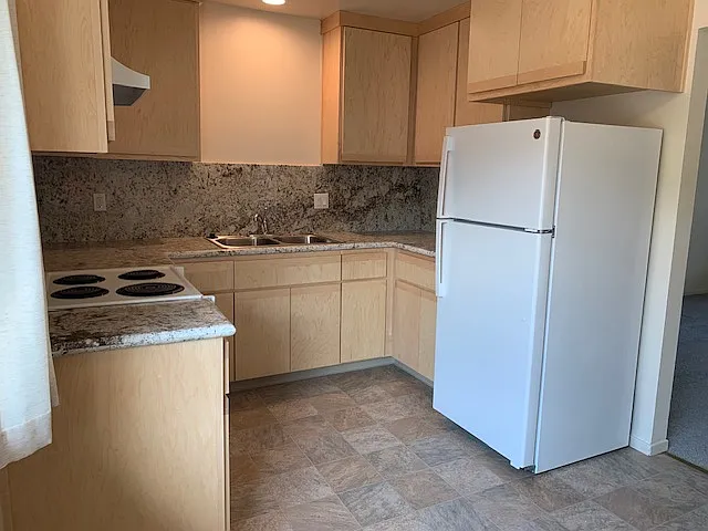 2 bed, 850 sqft, $2,390 — Photo 2