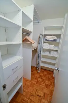 Rented by Global Realty Opportunities | media 76