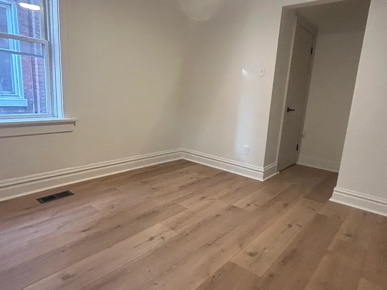 4035 S Grand Blvd #1F — Photo 5