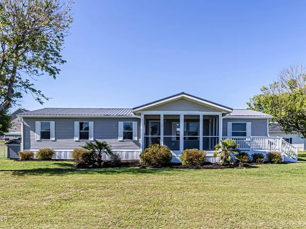 121 C Street, Newport, NC 28570