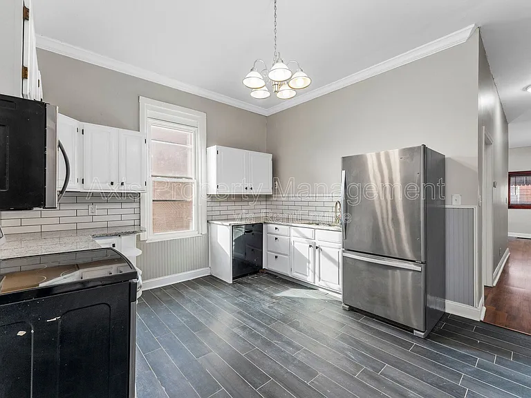 3168 Pennsylvania Ave — Photo 17