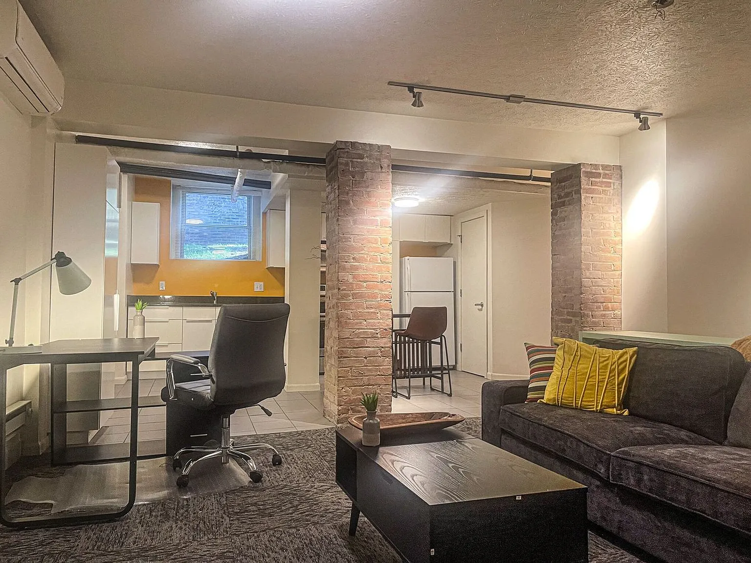 Hessler Place - 5 minute walk to CWRU — Photo 2