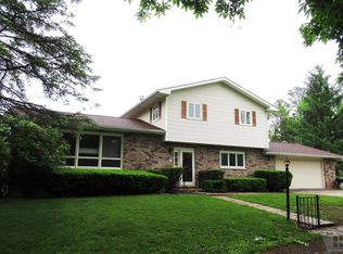 212 Hickory Ct, Hamilton, IL 62341