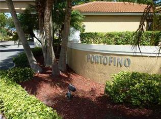 11249 Lakeview Dr #20-F, Coral Springs, FL 33071