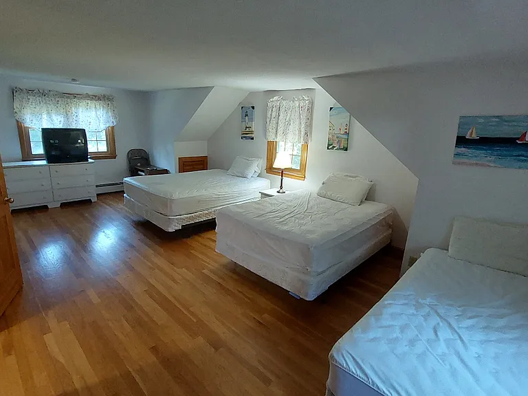 90 Fox Ln — Photo 13