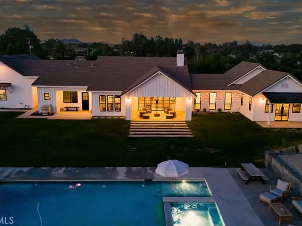 25189 Hayes Ave, Murrieta, CA 92562