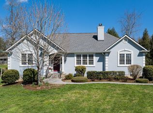 78 Stone House Rd, Hendersonville, NC 28739