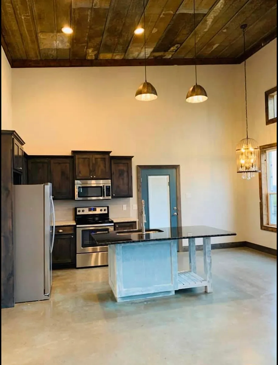 Building Photo - 3037 Dacy Ln