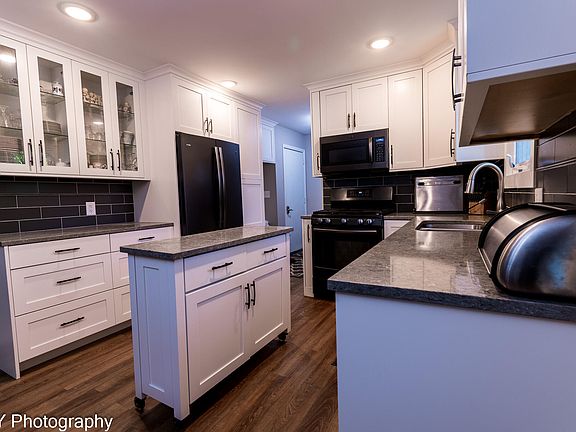 5th image of 1641 Willowbrook Dr