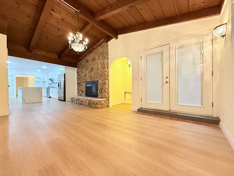 15798 Alta Vista Way — Photo 29