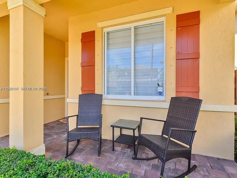 8956 SW 215th Ln — Photo 6