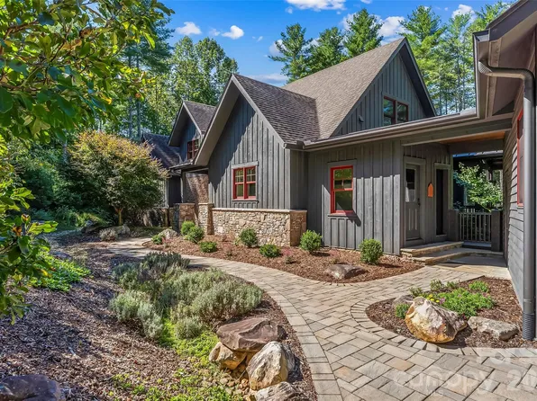3201 Donahue Dr, Nebo, NC 28761