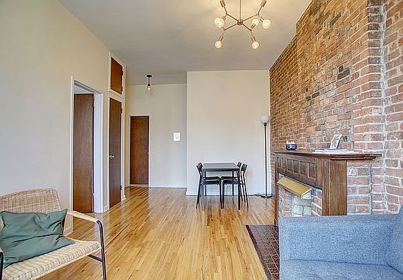 2nd image of 114 W 76th St APT 4R