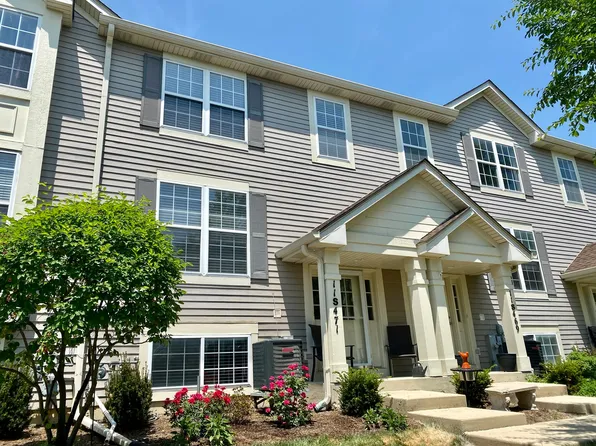 11S471 Rachael Ct, Willowbrook, IL 60527