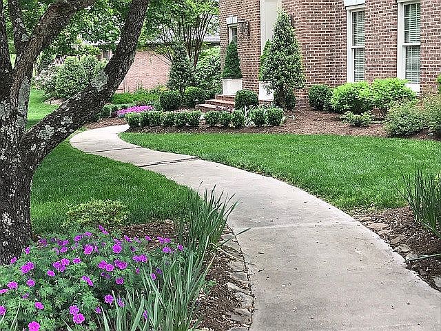 2nd image of 1022 Hayslope Dr
