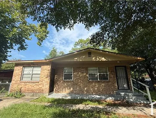 3 bed, 1167 sqft, $1,400 — Photo 2