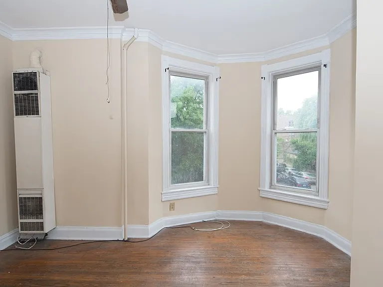 1058 N Rockwell St #F3 — Photo 15