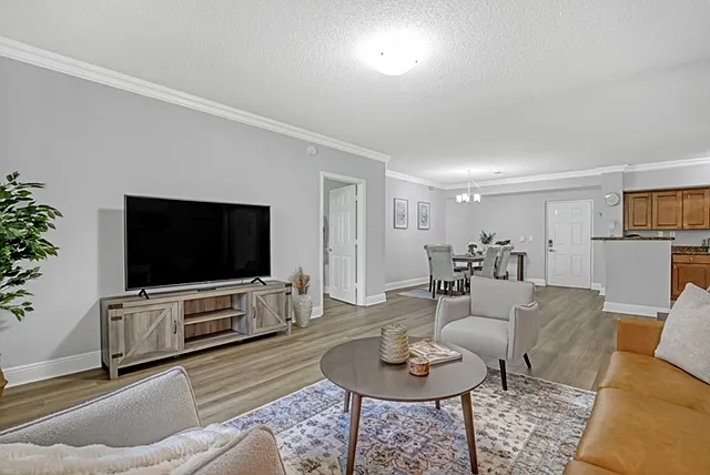 2 bed, $4,950 — Photo 2