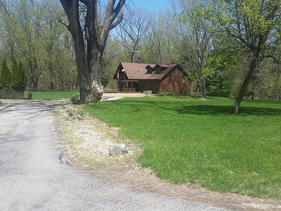 3rd image of 5530 E Deerfield Dr