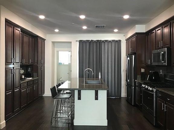 4th image of 279 Montalcino Cir
