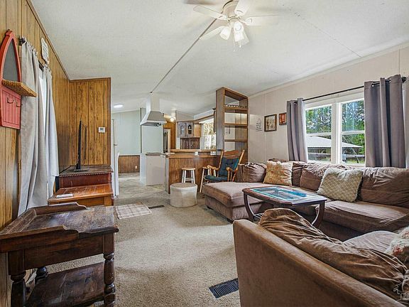 4th image of 7216 Helms Rd