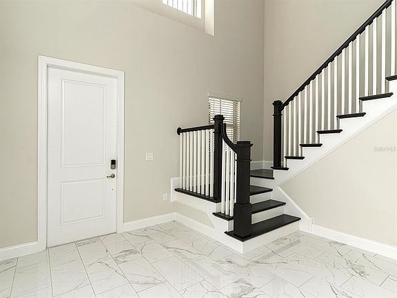 4th image of 10152 Royal Island Ct