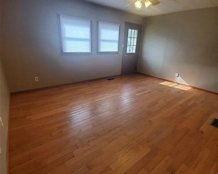1504 Mulberry St — Photo 10