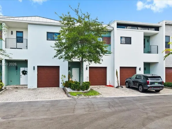 808 NW 44th Ter, Plantation, FL 33317