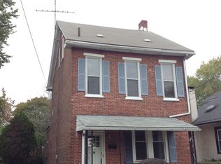 22 Elm St, Pottstown, PA