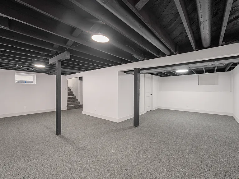 156 S Estelle Ave — Photo 10