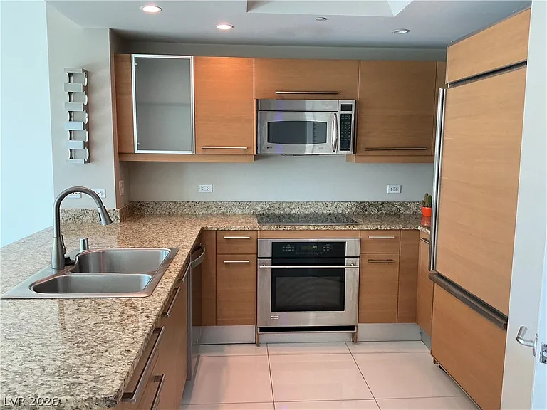 222 Karen Ave #2904 — Photo 4