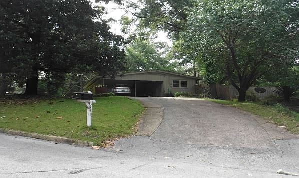2nd image of 3430 Mayfair Rd