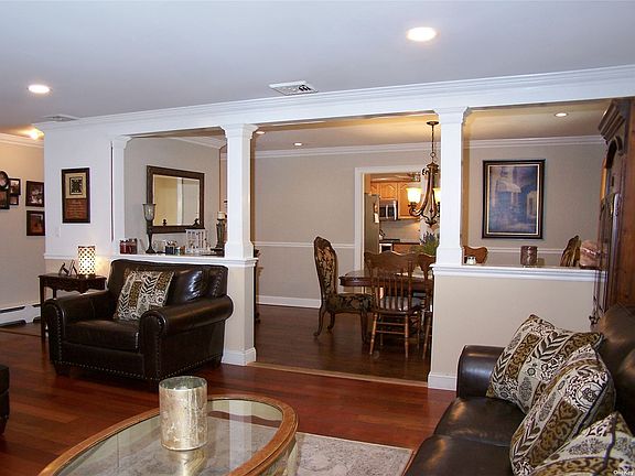 4th image of 51 Hopewell Dr