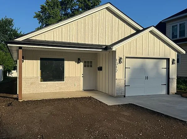 1312 S Kentucky Ave, Sedalia, MO 65301