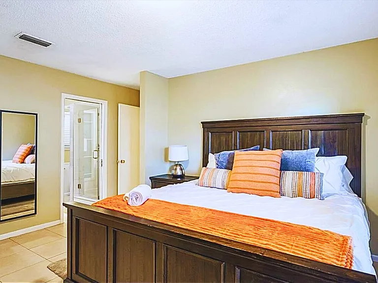 3822 Crater Lake Ct — Photo 5