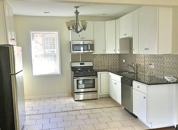 42" & Granite Counte